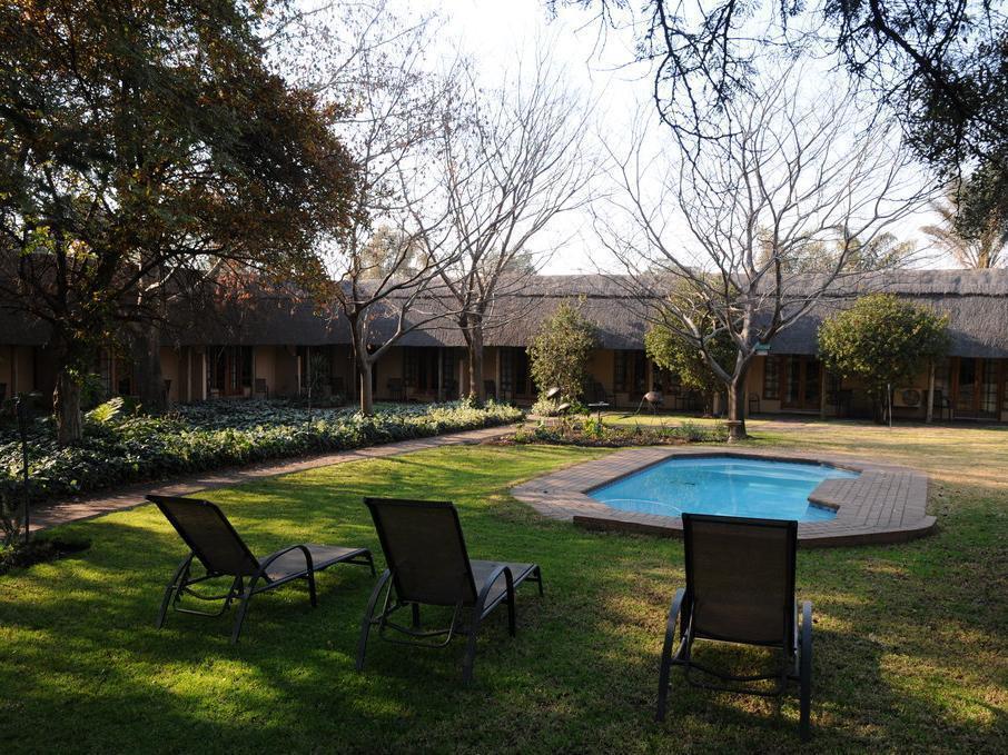 Safari Club Sa Hotel Kempton Park Exterior foto